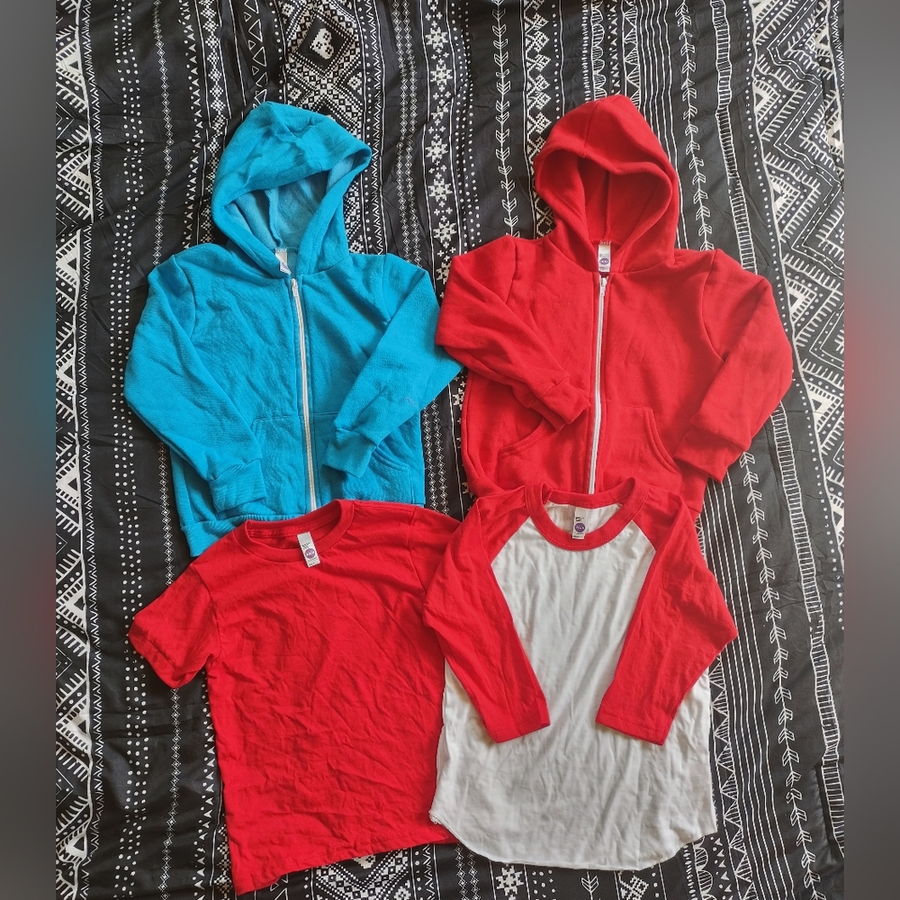 4 tops size 6 American Apperal NWNT